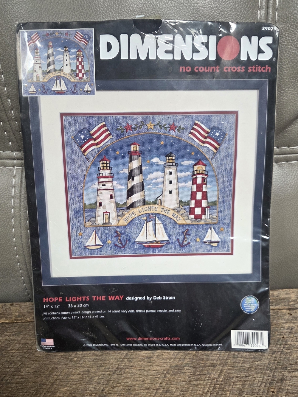 Dimensions "Hope Lights The Way" Cross Stitch Kit #39023 Bin 1H
